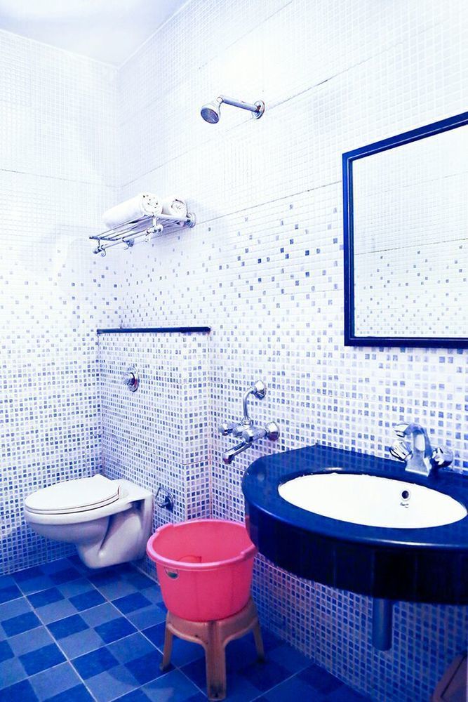 Hotel Blue Bird Udagamandalam Exterior photo